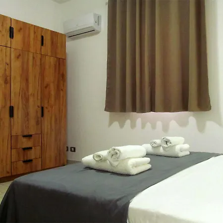 Trinacria House - Century