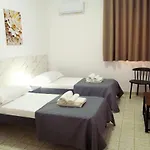 Trinacria House - Century *