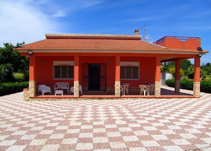 Trinacria House - Century