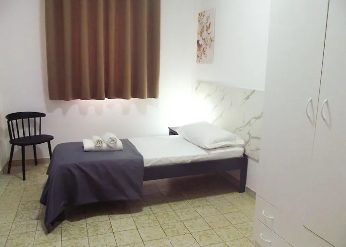 Vila Trinacria House - Century